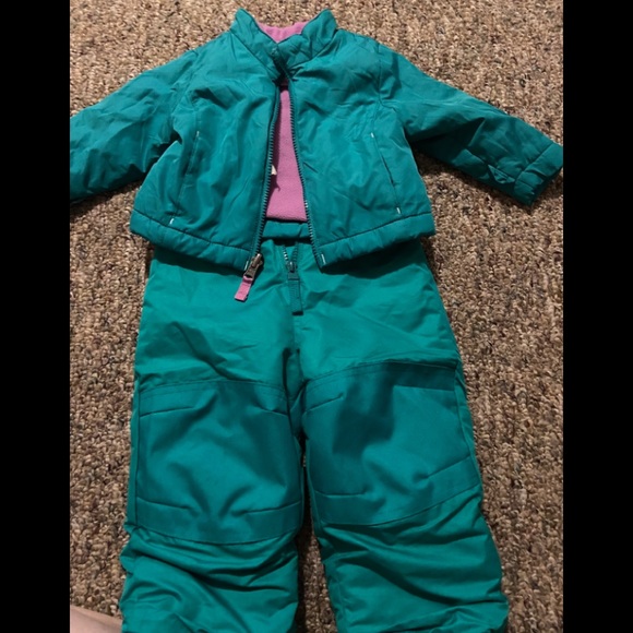 12 M Snowsuit - Picture 1 of 3